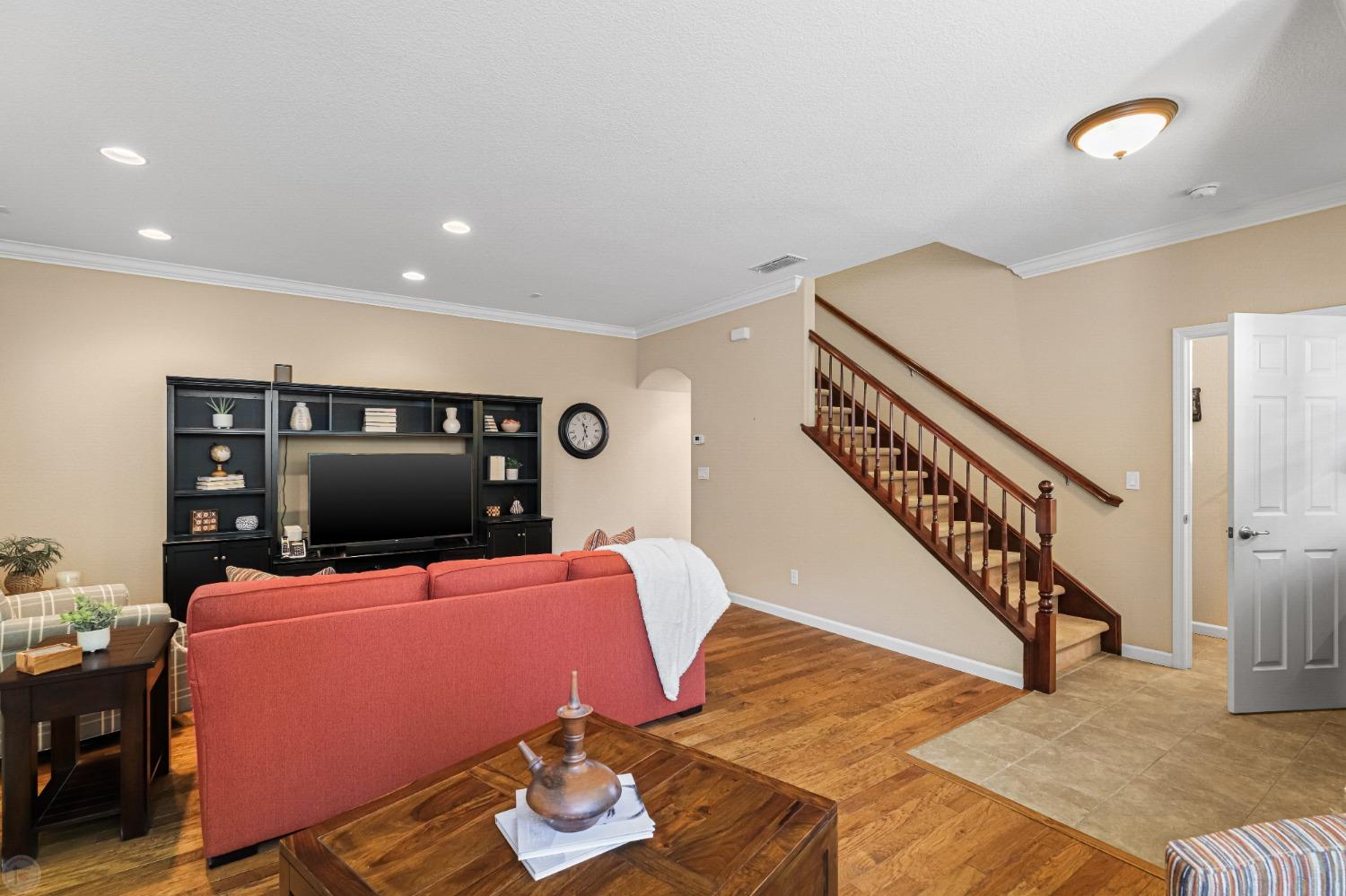 Detail Gallery Image 10 of 53 For 2088 Mcalister Ln, Tracy,  CA 95376 - 4 Beds | 2/1 Baths