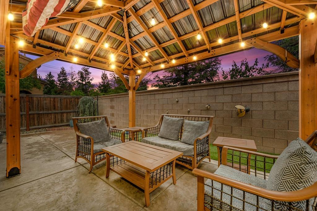 Detail Gallery Image 29 of 33 For 9709 Tribeca Dr, Sacramento,  CA 95829 - 3 Beds | 2/1 Baths