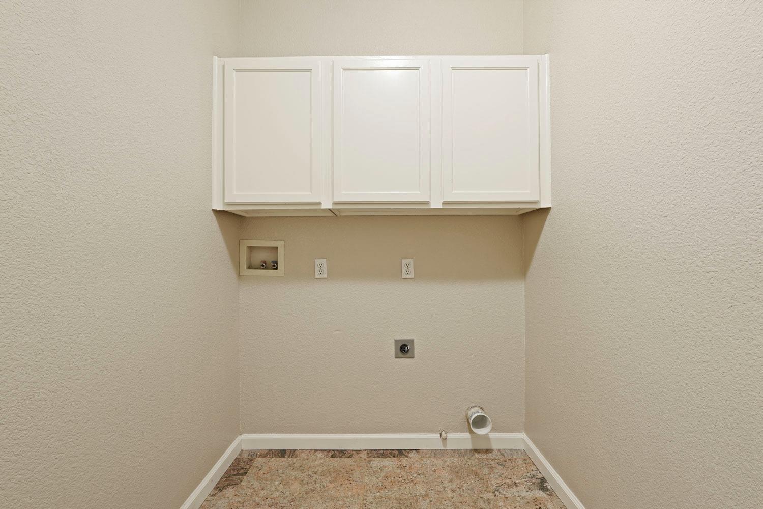 Detail Gallery Image 21 of 47 For 9328 Snow Creek Ct, Stockton,  CA 95212 - 3 Beds | 2 Baths