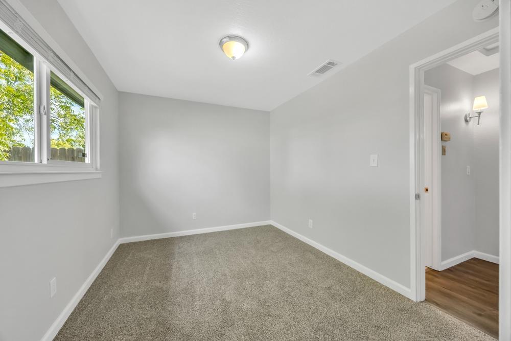 Detail Gallery Image 16 of 32 For 2309 Piercy Way, Sacramento,  CA 95838 - 2 Beds | 1 Baths