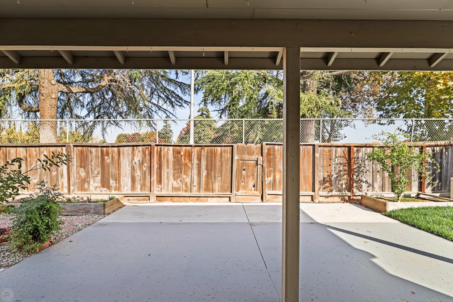 Detail Gallery Image 34 of 44 For 1541 Golden Gate Dr, Modesto,  CA 95350 - 3 Beds | 2 Baths