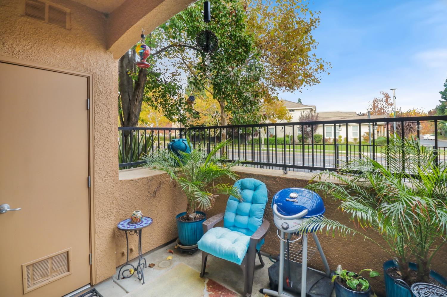 Detail Gallery Image 17 of 22 For 1900 Danbrook Dr #117,  Sacramento,  CA 95835 - 1 Beds | 1 Baths