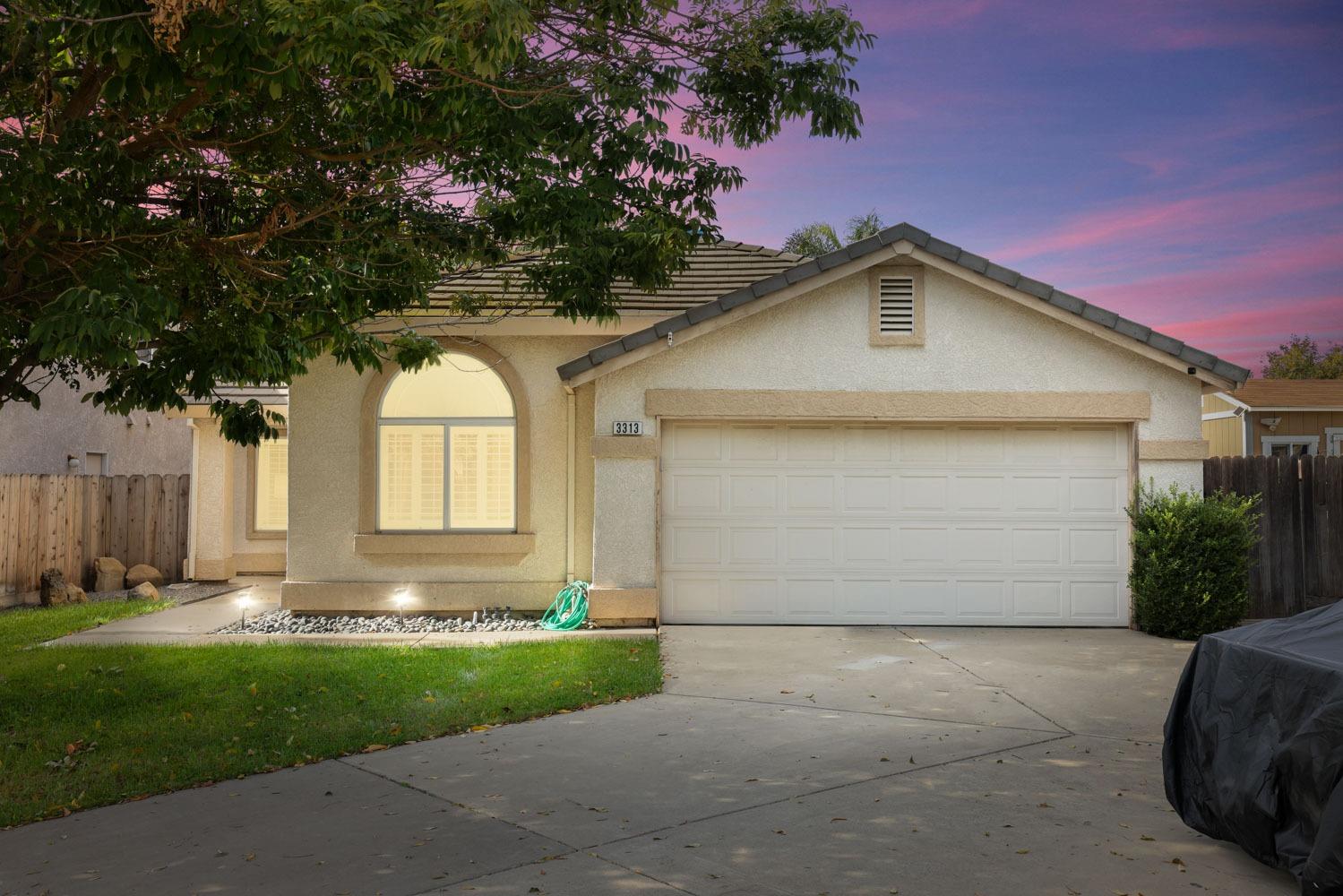 Detail Gallery Image 1 of 40 For 3313 Copeland Ct, Modesto,  CA 95355 - 4 Beds | 3 Baths