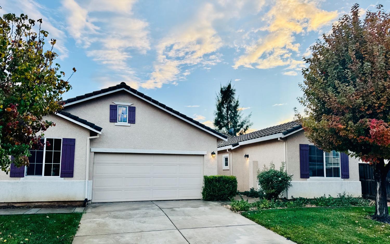 Detail Gallery Image 2 of 75 For 5108 Lotus Pond Way, Elk Grove,  CA 95757 - 4 Beds | 2 Baths