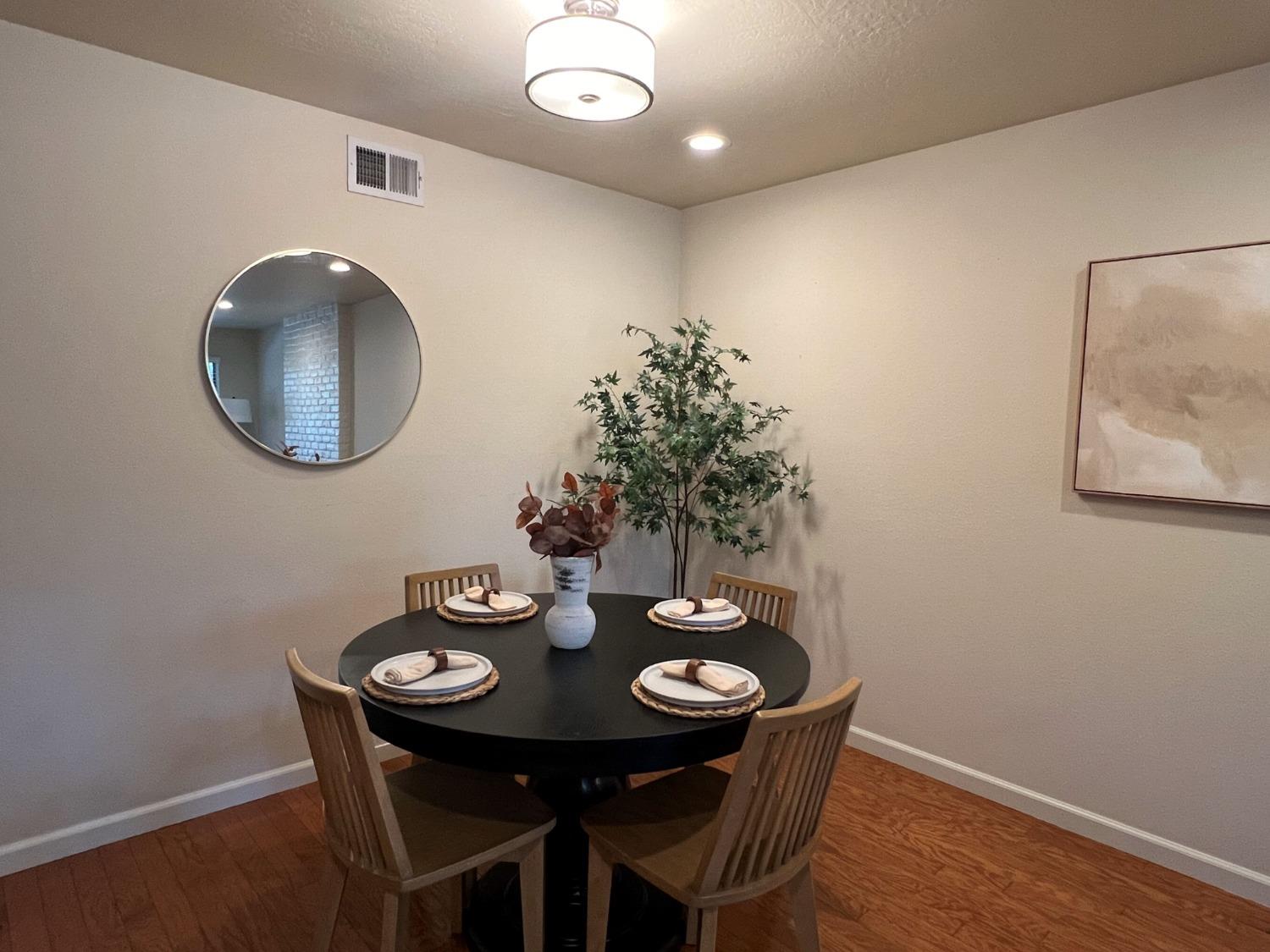 Detail Gallery Image 24 of 64 For 13 Colby Ct, Sacramento,  CA 95825 - 2 Beds | 1 Baths