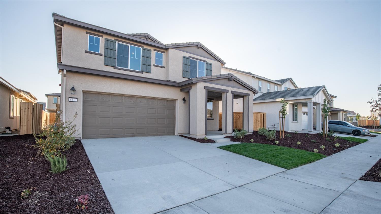 Detail Gallery Image 1 of 38 For 6830 Mount Elbrus Way, Stockton,  CA 95219 - 4 Beds | 2/1 Baths