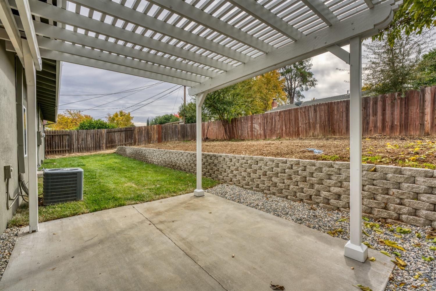 Detail Gallery Image 44 of 46 For 6124 Rutland Dr, Carmichael,  CA 95608 - 3 Beds | 2 Baths