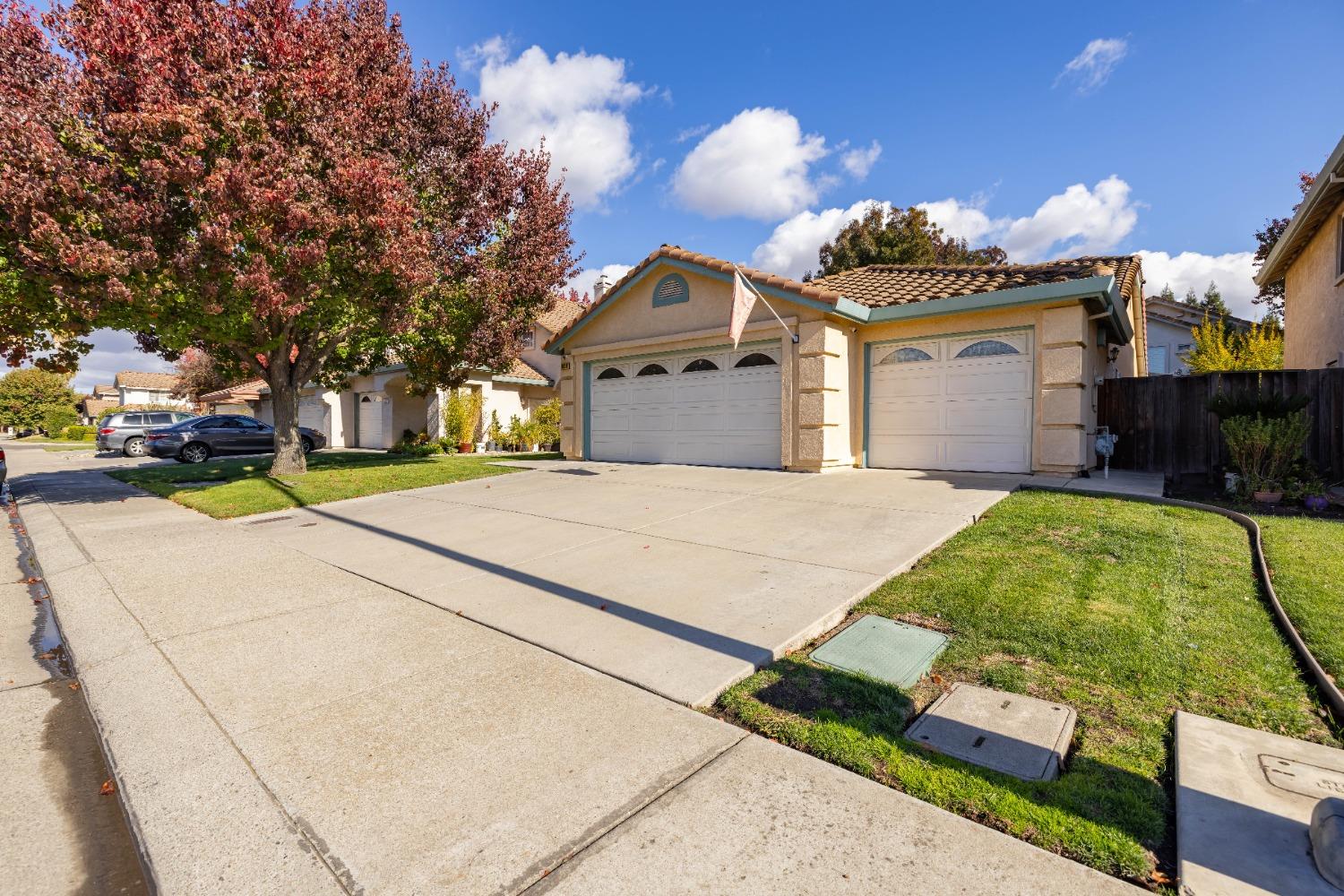 Detail Gallery Image 34 of 44 For 10249 Point Reyes Cir, Stockton,  CA 95209 - 4 Beds | 2 Baths