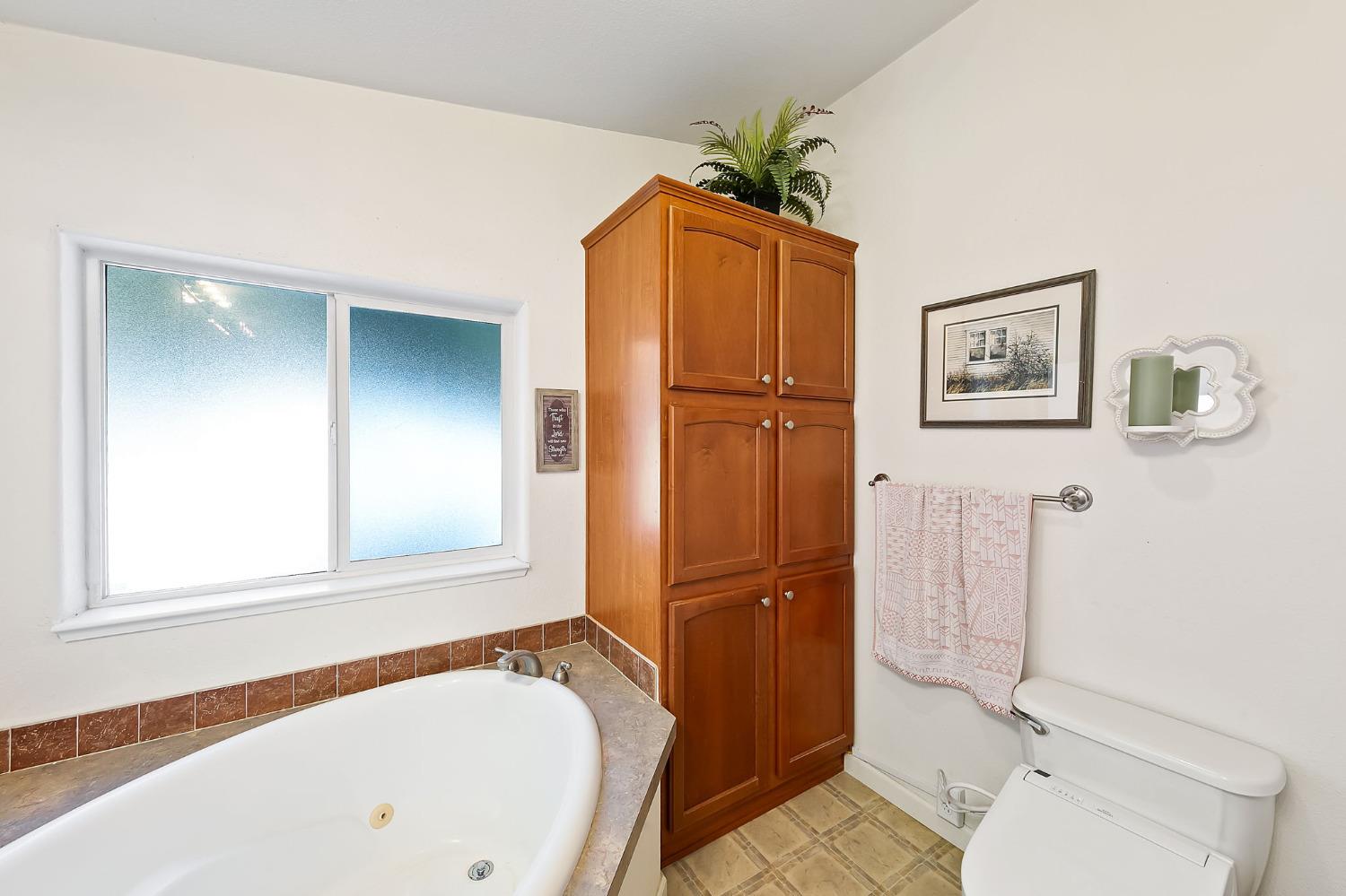 Detail Gallery Image 33 of 63 For 3400 Woodpecker Ct, Georgetown,  CA 95634 - 3 Beds | 2 Baths