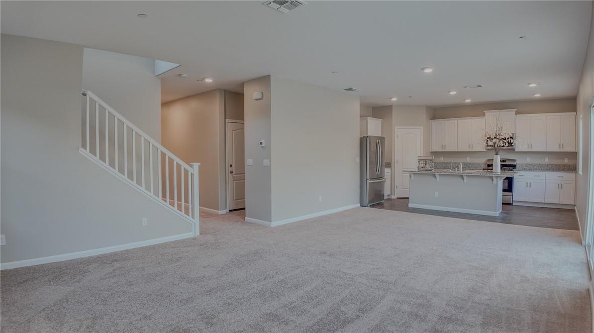 Detail Gallery Image 11 of 65 For 685 Pegasus Dr, Merced,  CA 95348 - 5 Beds | 2/1 Baths