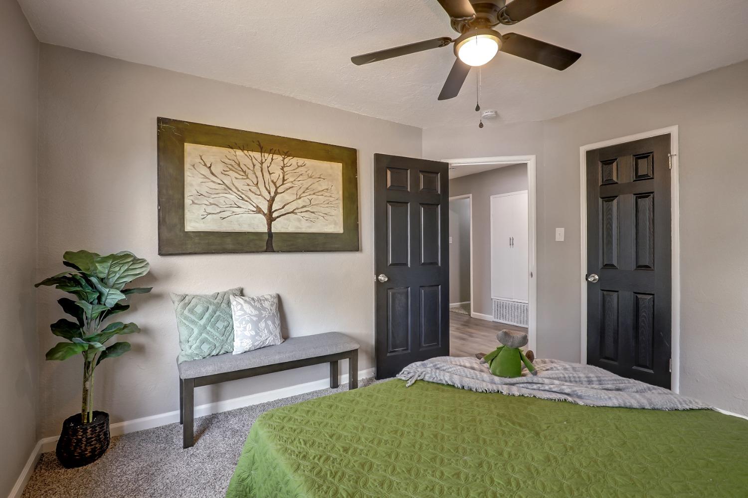 Detail Gallery Image 14 of 30 For 3615 Monterey Ct, Stockton,  CA 95204 - 3 Beds | 2 Baths