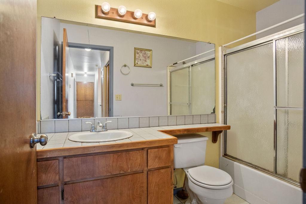 Detail Gallery Image 7 of 13 For 6903 Olive Ave, Winton,  CA 95388 - 3 Beds | 2 Baths