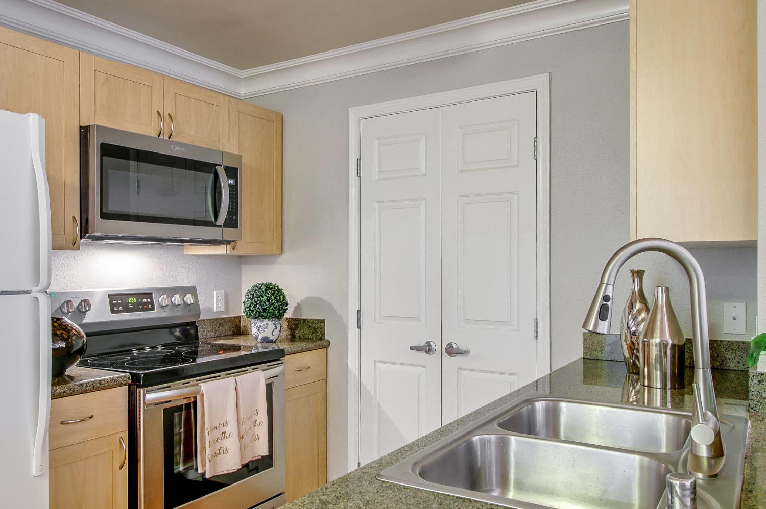 Detail Gallery Image 12 of 34 For 1550 Technology Dr #1059,  San Jose,  CA 95110 - 1 Beds | 1 Baths