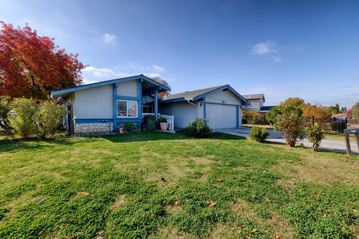 Detail Gallery Image 2 of 28 For 3256 Explorer Dr, Sacramento,  CA 95827 - 4 Beds | 2 Baths