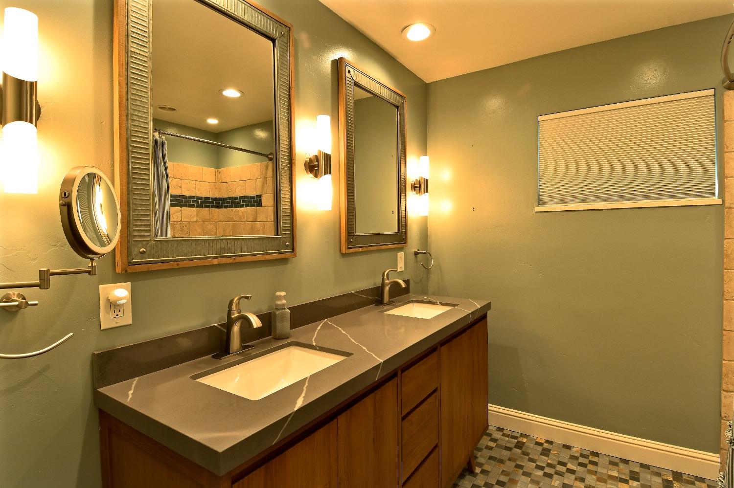 Detail Gallery Image 10 of 25 For 1410 Ashwood Dr, Modesto,  CA 95350 - 3 Beds | 1/1 Baths