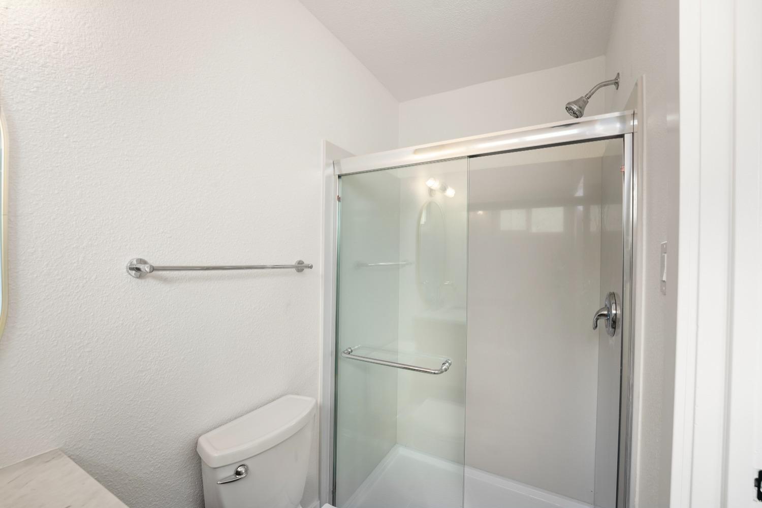 Detail Gallery Image 34 of 46 For 6124 Rutland Dr, Carmichael,  CA 95608 - 3 Beds | 2 Baths