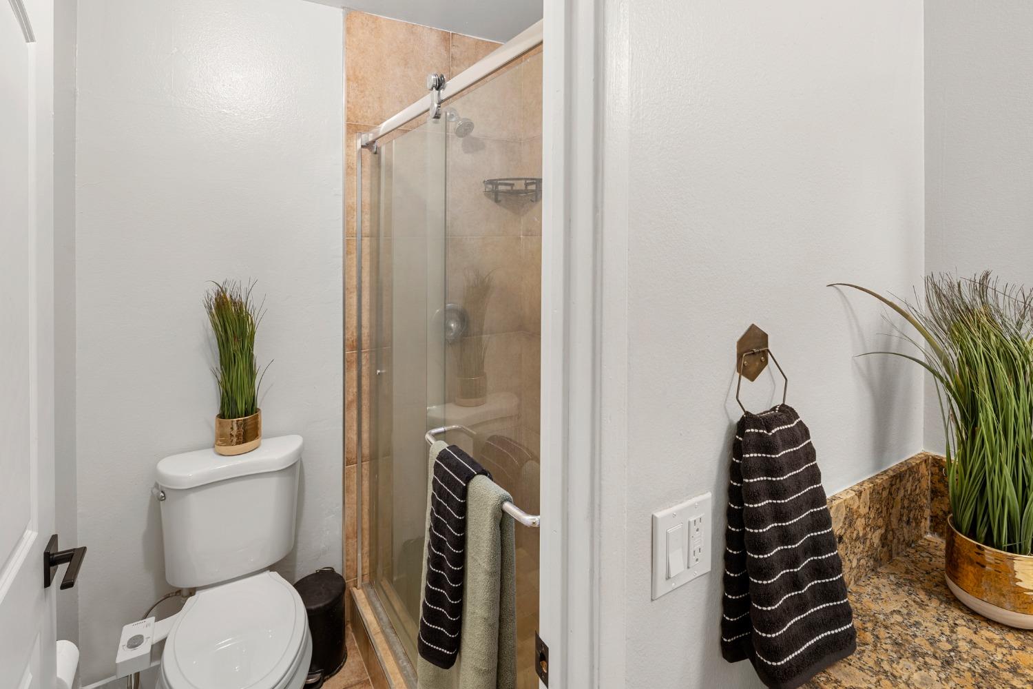 Detail Gallery Image 29 of 45 For 9236 Caspiane Way, Sacramento,  CA 95826 - 3 Beds | 2 Baths