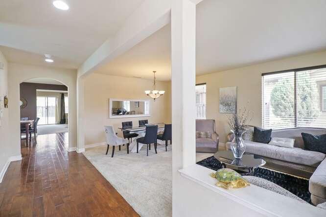 Detail Gallery Image 5 of 41 For 3290 Pillsbury Rd, West Sacramento,  CA 95691 - 4 Beds | 2/1 Baths