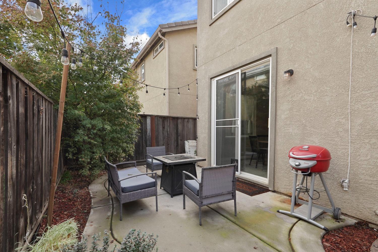 Detail Gallery Image 39 of 43 For 441 San Pietro Ln, Lodi,  CA 95240 - 3 Beds | 2/1 Baths