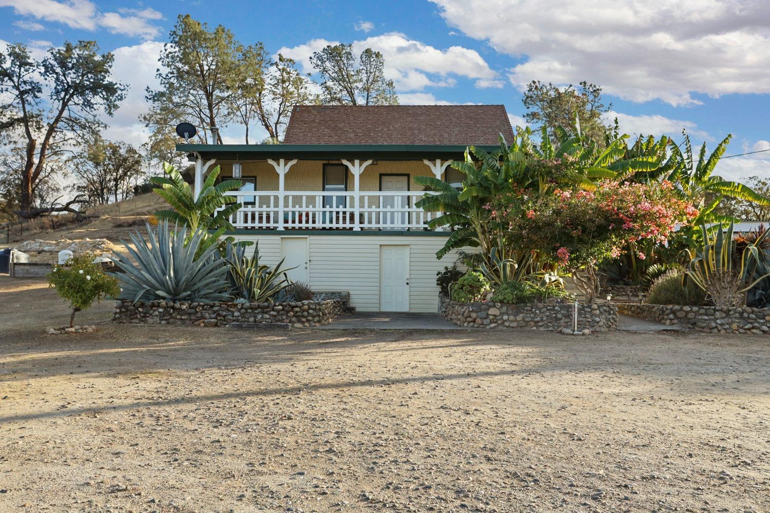 Detail Gallery Image 5 of 98 For 178 Carmel Rd, Burson,  CA 95225 - 2 Beds | 1 Baths