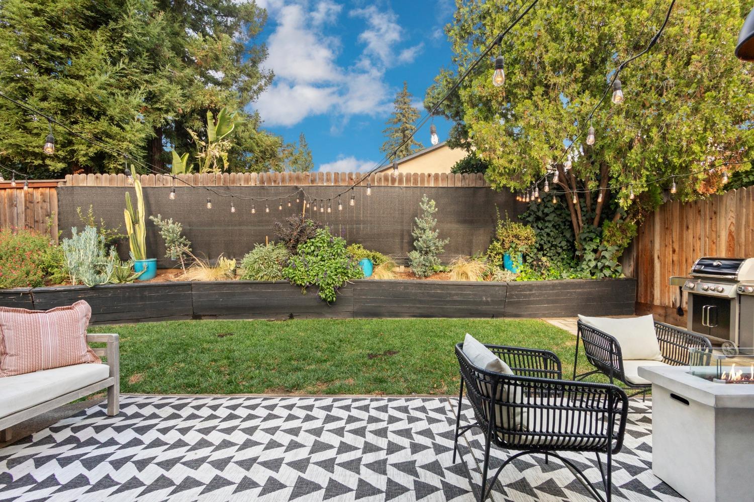 Detail Gallery Image 39 of 45 For 9236 Caspiane Way, Sacramento,  CA 95826 - 3 Beds | 2 Baths