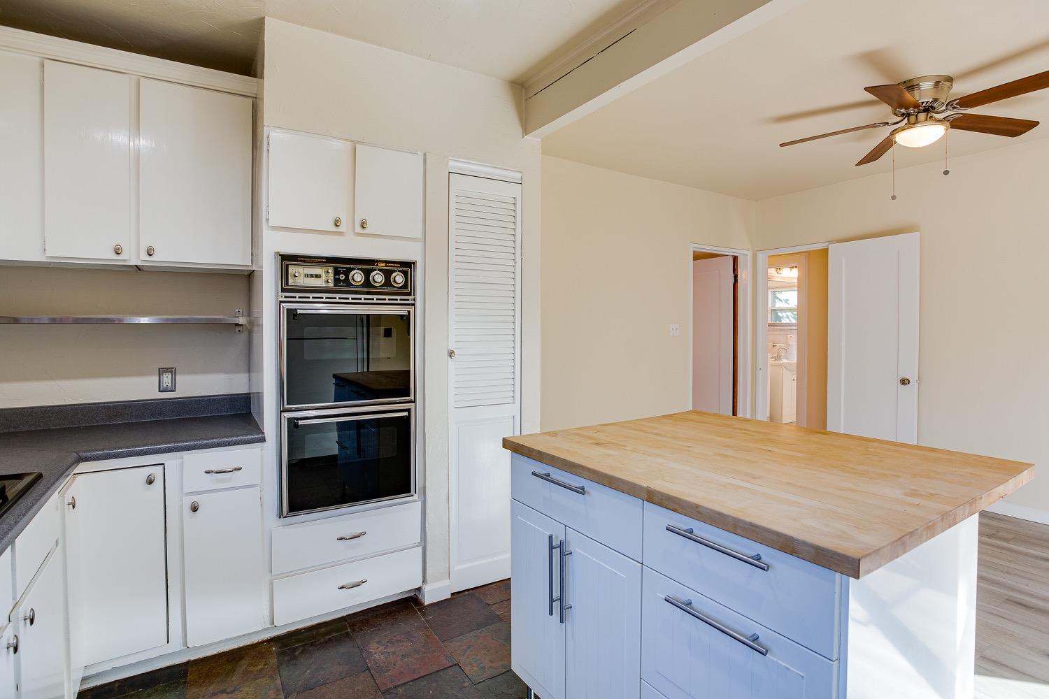 Detail Gallery Image 16 of 34 For 4124 T St, Sacramento,  CA 95819 - 2 Beds | 2 Baths