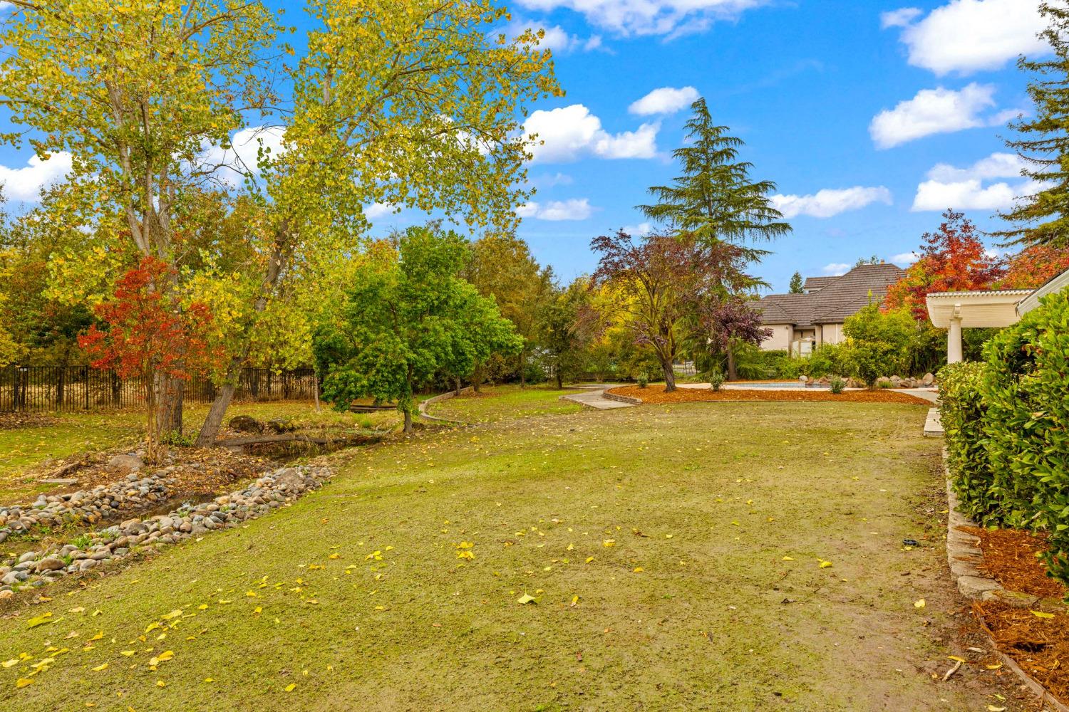 Detail Gallery Image 41 of 57 For 8645 Country Creek Dr, Orangevale,  CA 95662 - 4 Beds | 3 Baths