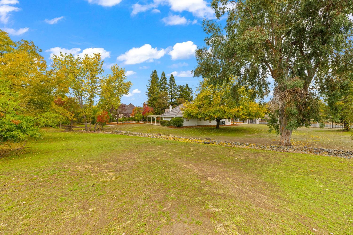 Detail Gallery Image 42 of 57 For 8645 Country Creek Dr, Orangevale,  CA 95662 - 4 Beds | 3 Baths