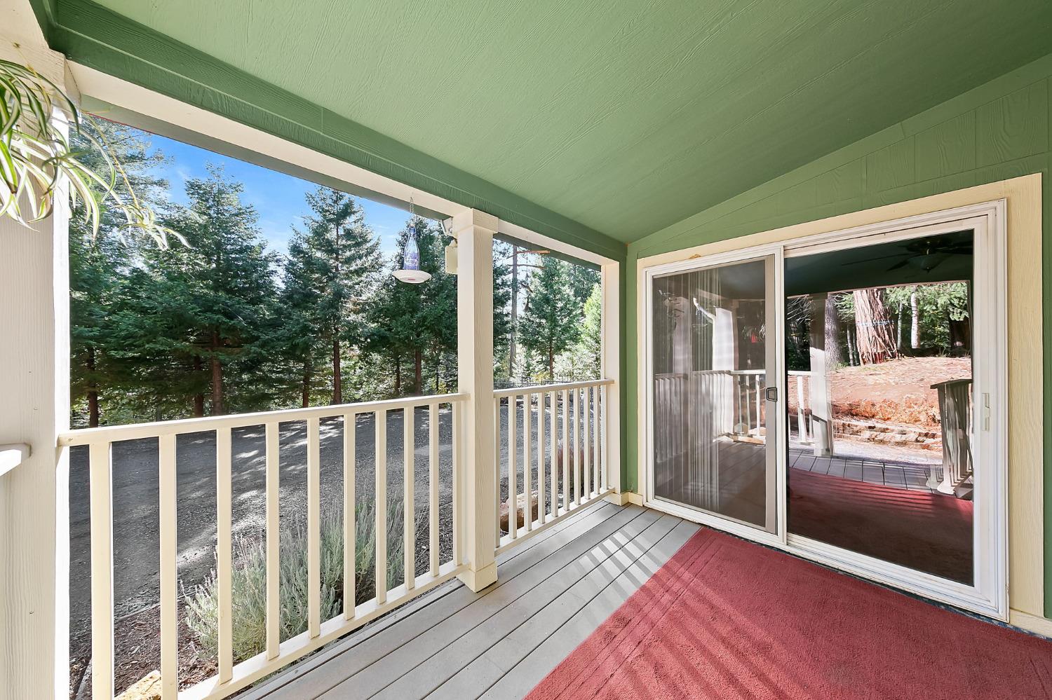 Detail Gallery Image 15 of 63 For 3400 Woodpecker Ct, Georgetown,  CA 95634 - 3 Beds | 2 Baths