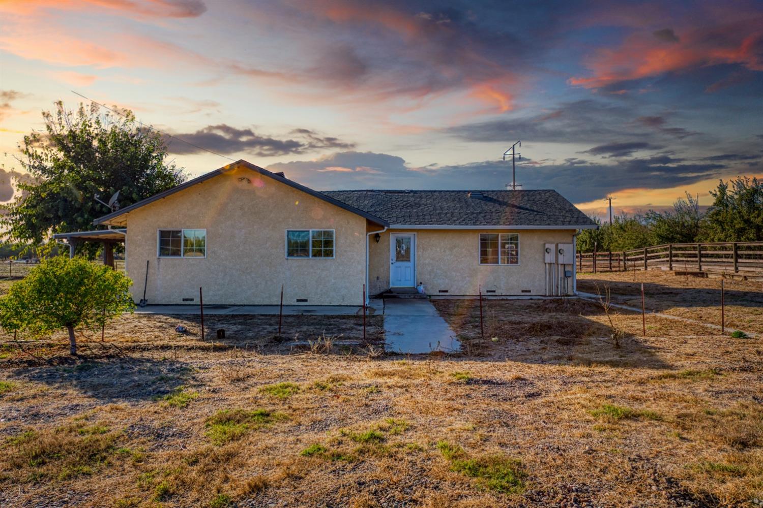 Detail Gallery Image 3 of 29 For 14199 Bradbury Rd, Delhi,  CA 95315 - 3 Beds | 2 Baths