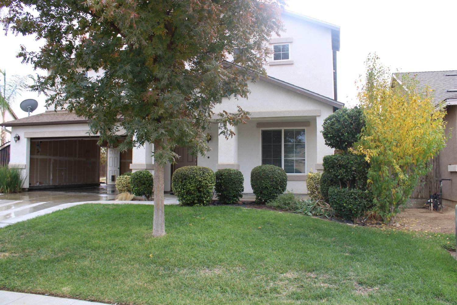 Detail Gallery Image 2 of 42 For 5801 W Dayton Ave, Fresno,  CA 93722 - 4 Beds | 2/1 Baths