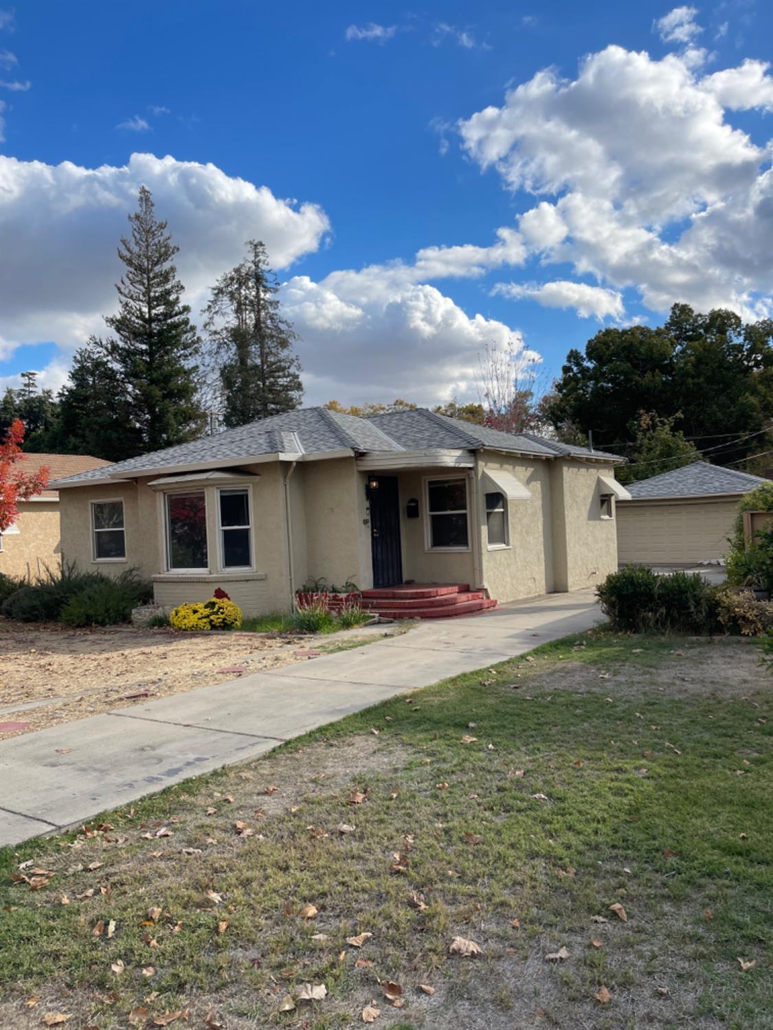 Detail Gallery Image 1 of 15 For 1302 Cooper Ave, Turlock,  CA 95380 - 2 Beds | 1 Baths