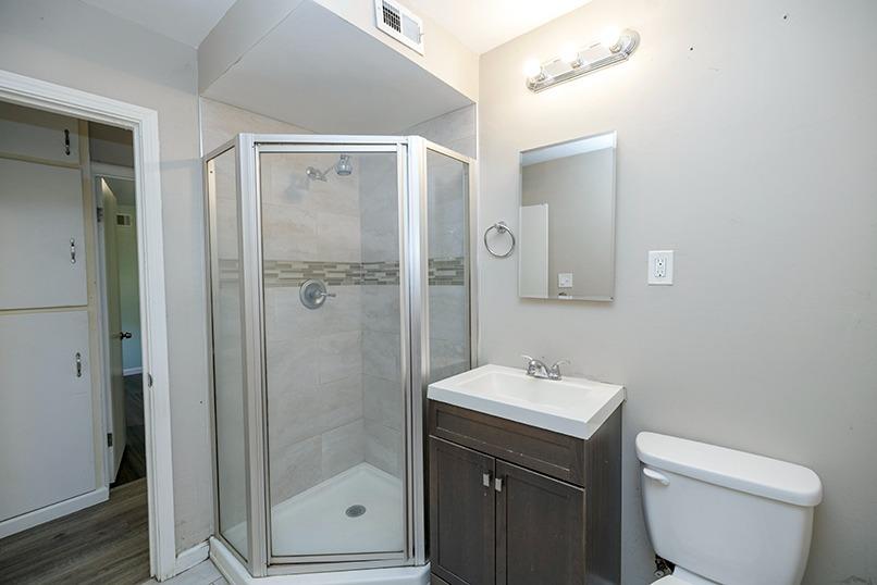 Detail Gallery Image 31 of 44 For 2176 E Lindsay St, Stockton,  CA 95205 - 3 Beds | 2 Baths