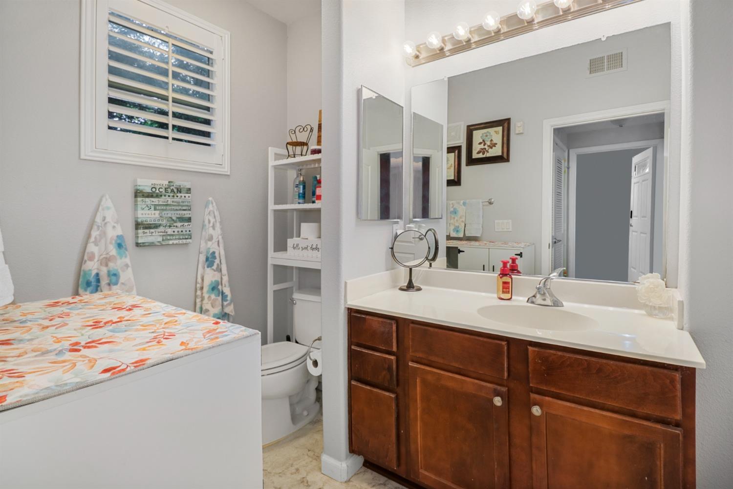 Detail Gallery Image 15 of 22 For 1900 Danbrook Dr #117,  Sacramento,  CA 95835 - 1 Beds | 1 Baths