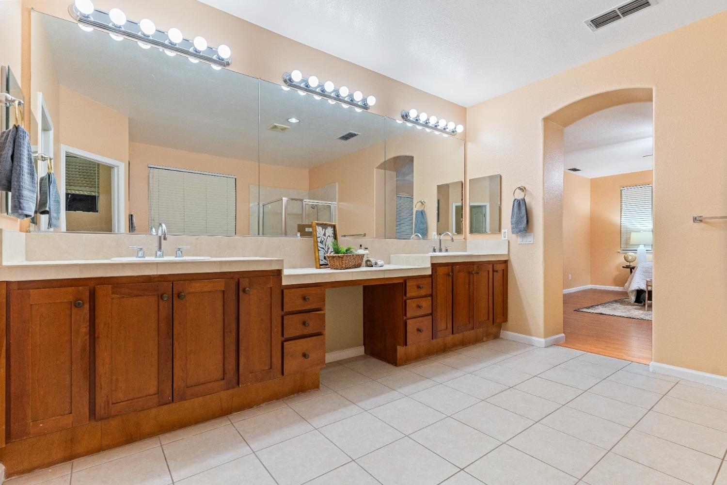 Detail Gallery Image 45 of 73 For 2458 Incline Ct, Antioch,  CA 94531 - 5 Beds | 4/1 Baths