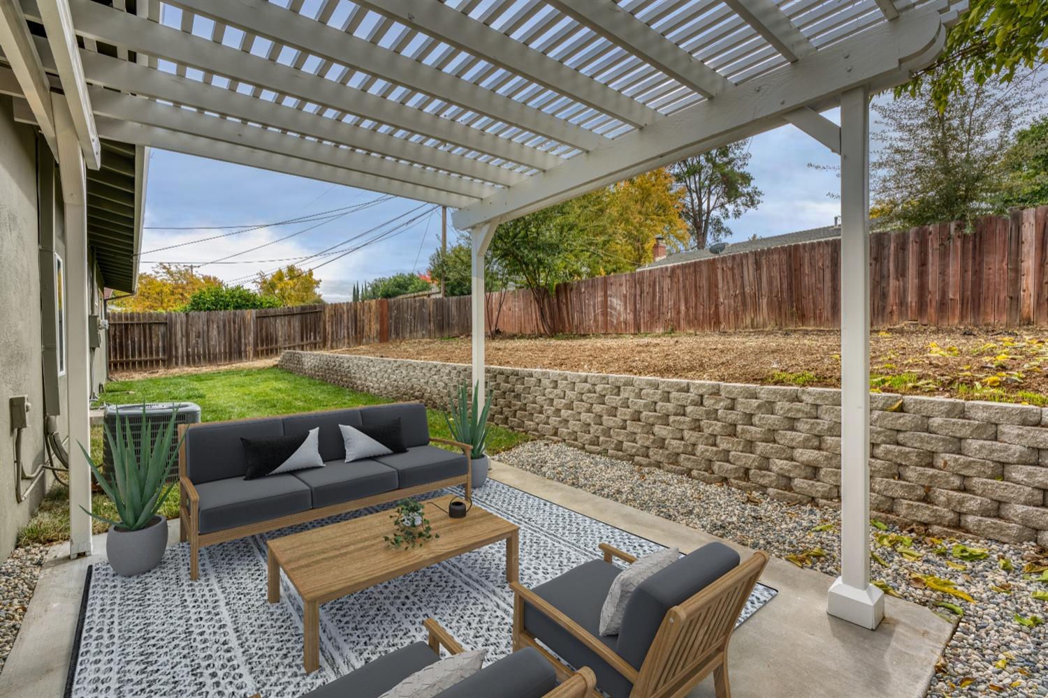 Detail Gallery Image 15 of 46 For 6124 Rutland Dr, Carmichael,  CA 95608 - 3 Beds | 2 Baths