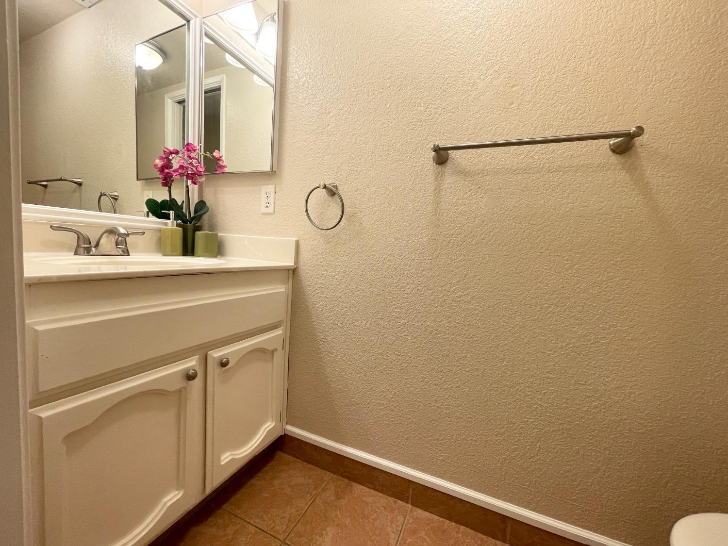 Detail Gallery Image 49 of 50 For 8720 Cord Way, Sacramento,  CA 95828 - 4 Beds | 2/1 Baths