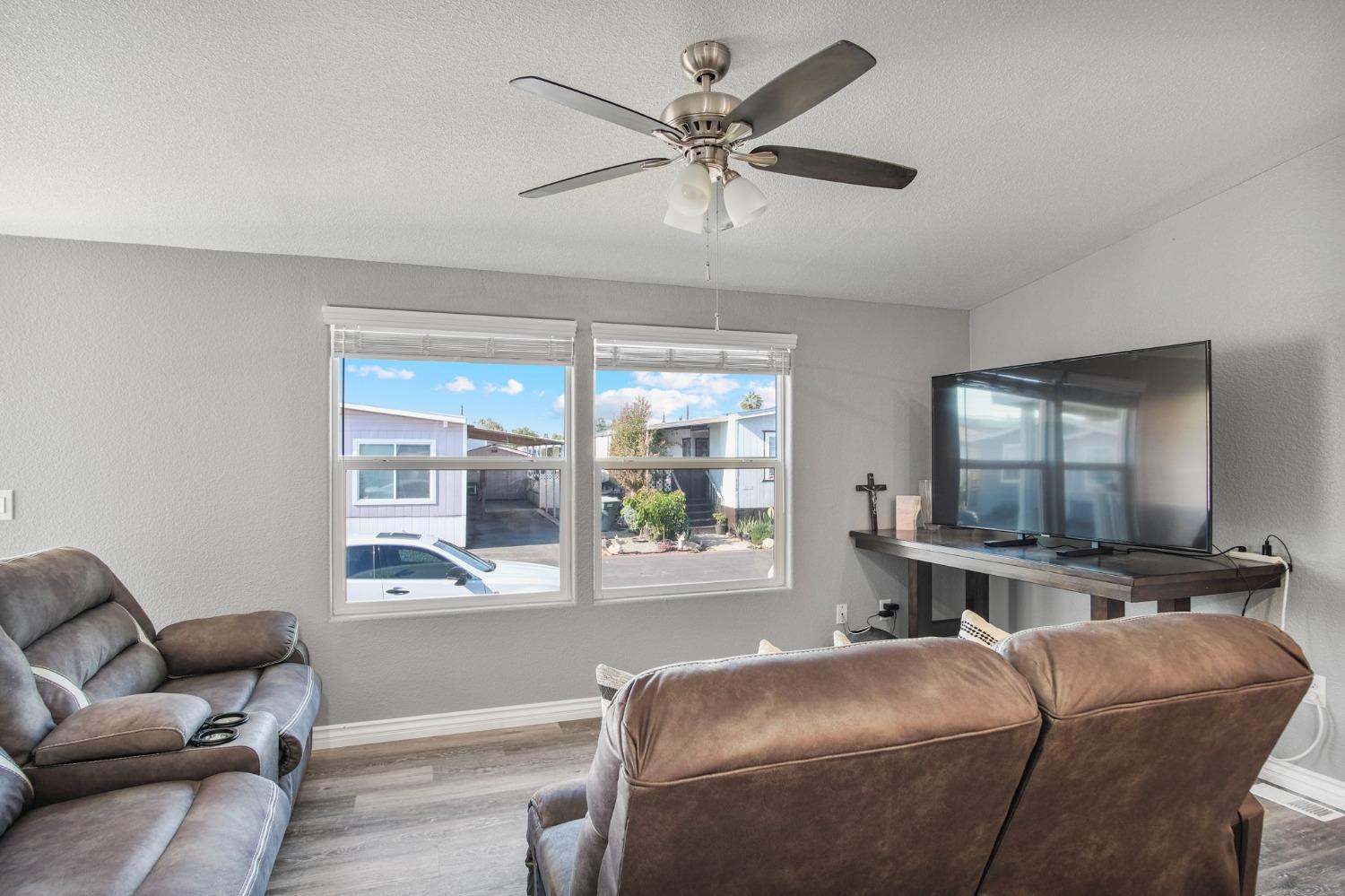 Detail Gallery Image 17 of 26 For 3939 Central Ave 118, Ceres,  CA 95307 - 3 Beds | 2 Baths