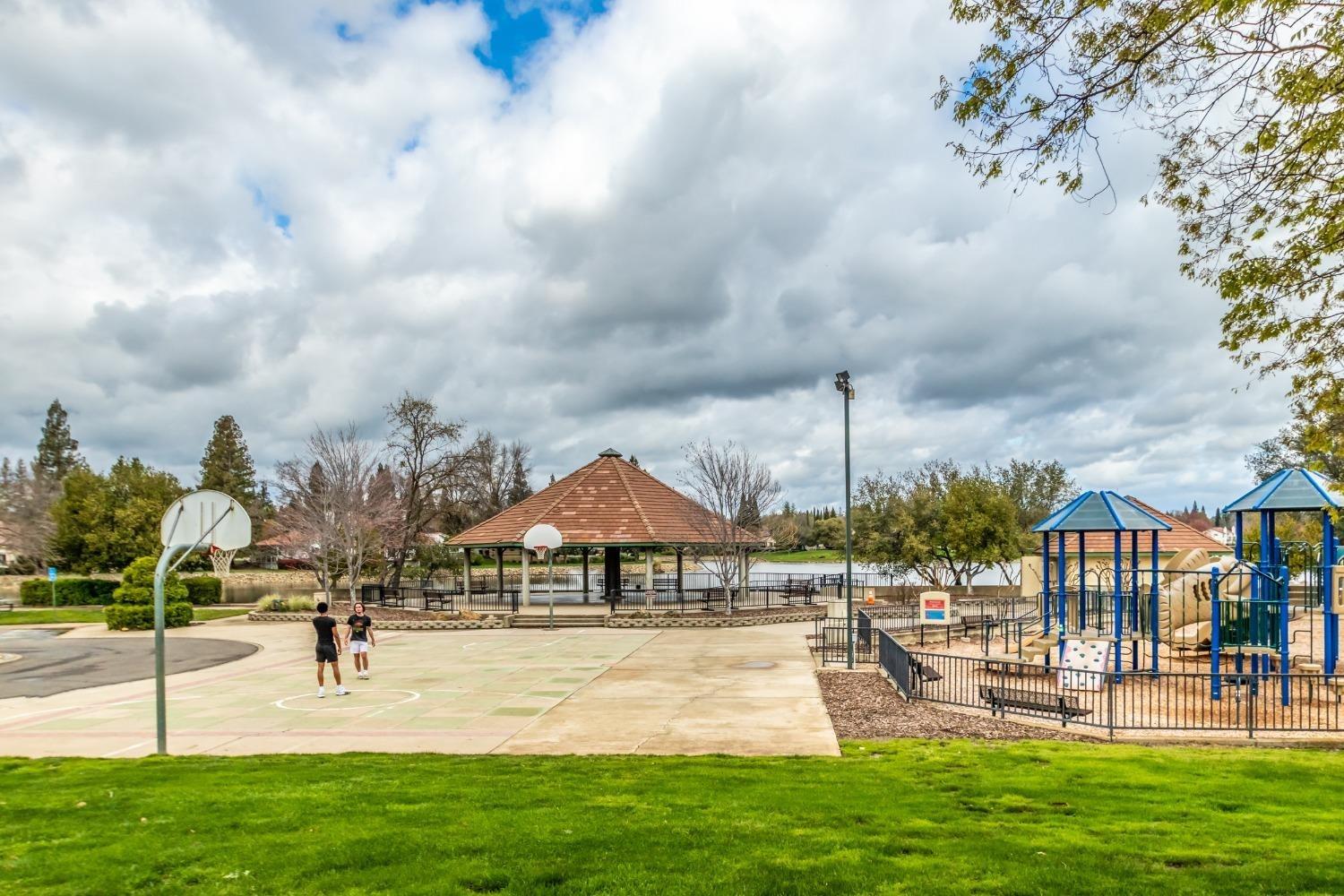 Detail Gallery Image 58 of 71 For 14861 Trinidad Dr, Rancho Murieta,  CA 95683 - 4 Beds | 4 Baths