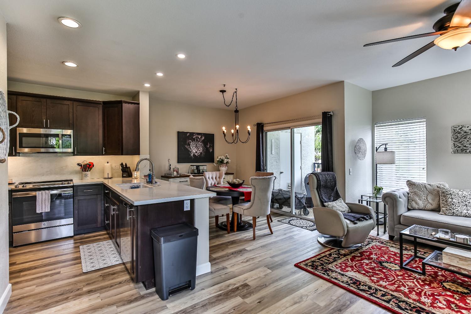 Detail Gallery Image 20 of 73 For 2612 Zephyr Cove #2612,  Rocklin,  CA 95677 - 3 Beds | 2 Baths