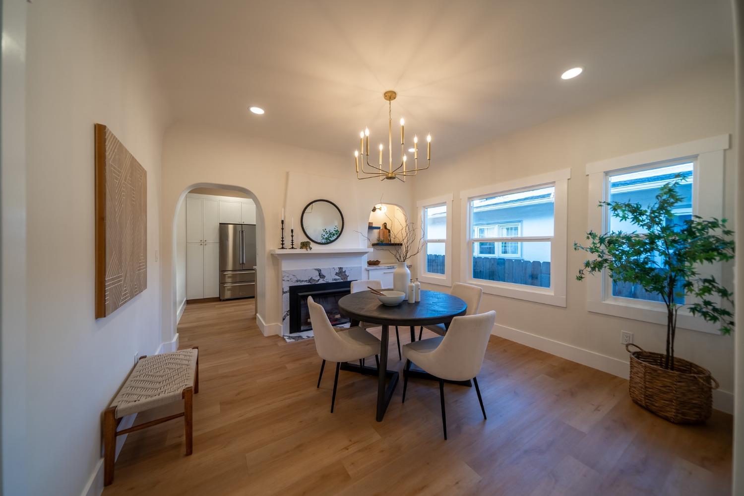 Detail Gallery Image 20 of 51 For 1211 Russell St, Berkeley,  CA 94702 - 2 Beds | 2 Baths