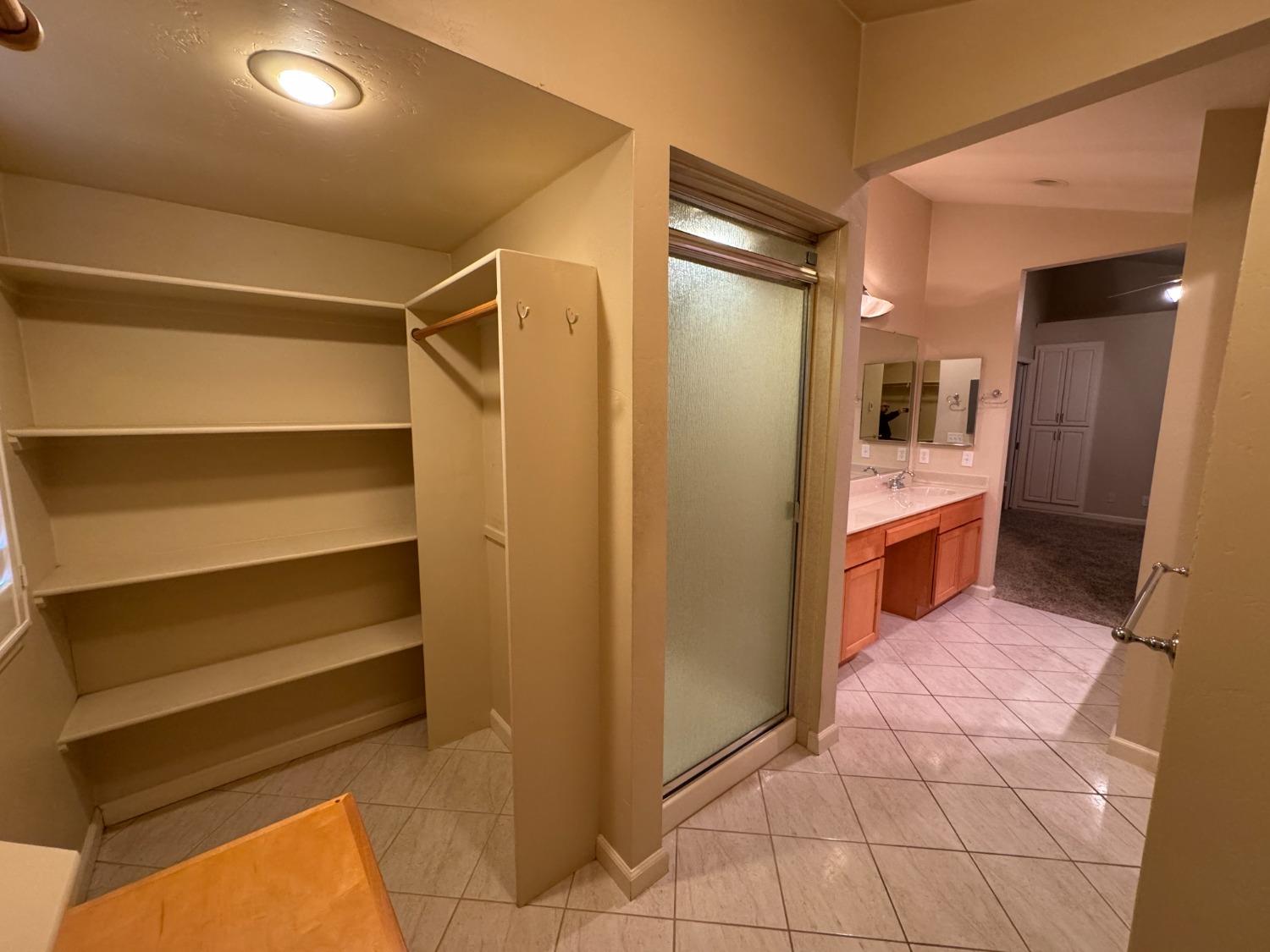 Detail Gallery Image 11 of 23 For 2828 Stone Valley St, Modesto,  CA 95355 - 3 Beds | 2 Baths