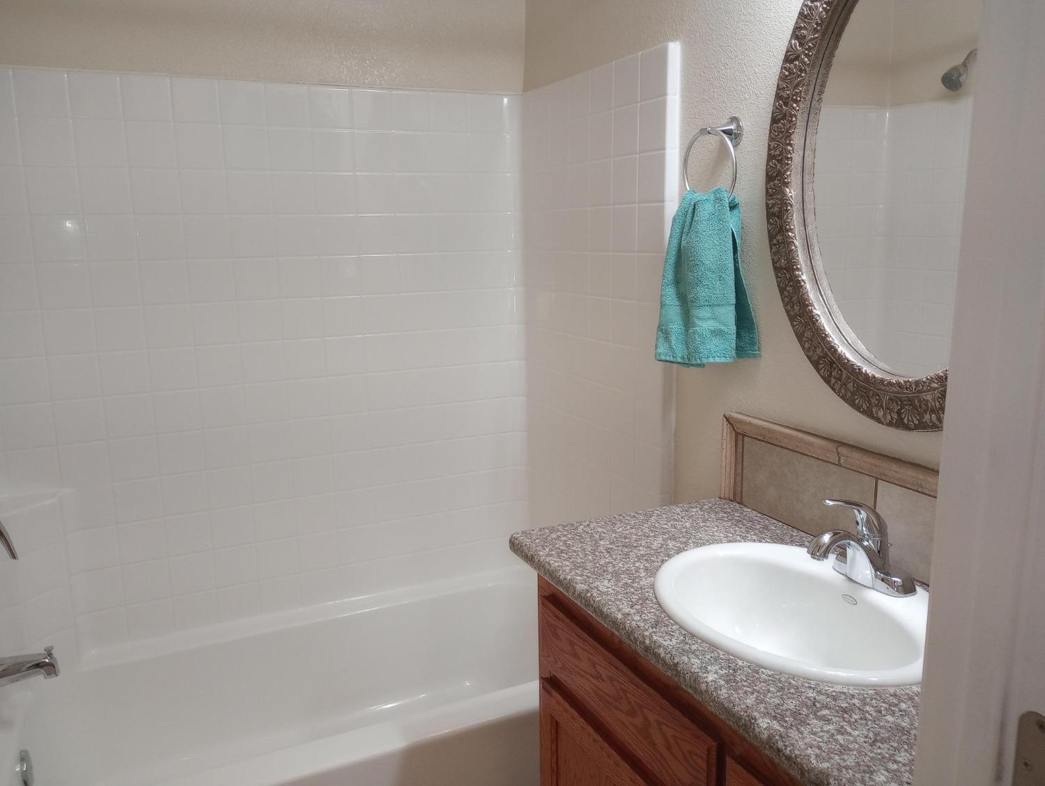 Detail Gallery Image 18 of 31 For 215 Jennie St, Modesto,  CA 95354 - 2 Beds | 2 Baths