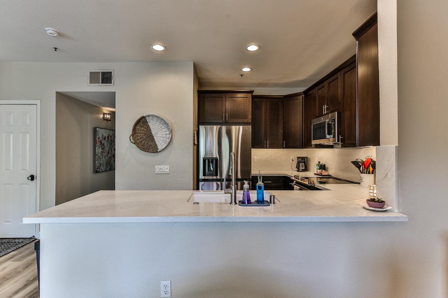 Detail Gallery Image 16 of 73 For 2612 Zephyr Cove #2612,  Rocklin,  CA 95677 - 3 Beds | 2 Baths