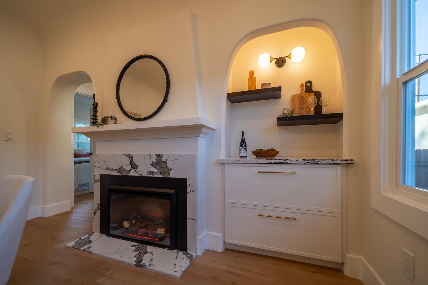 Detail Gallery Image 22 of 51 For 1211 Russell St, Berkeley,  CA 94702 - 2 Beds | 2 Baths