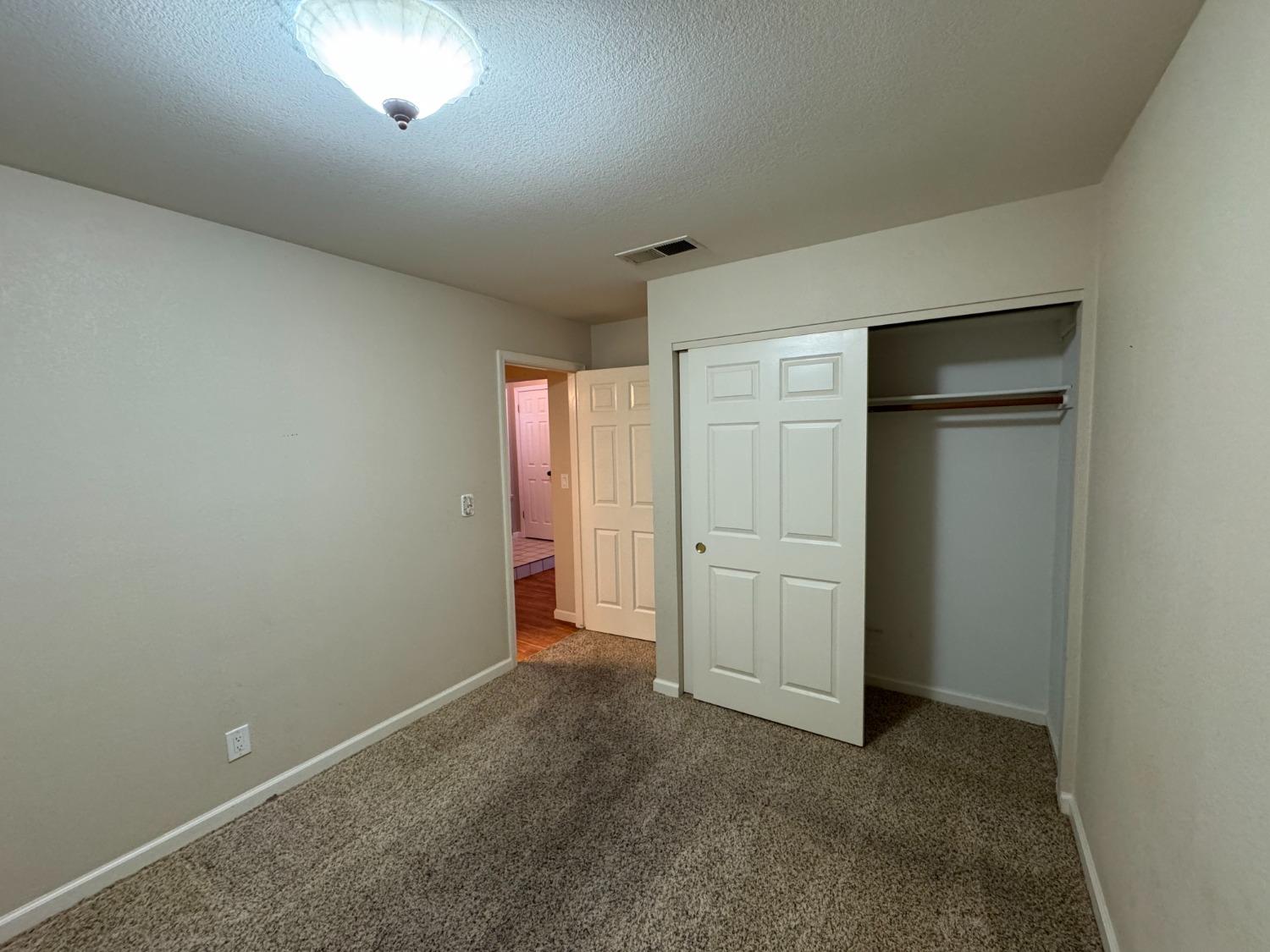 Detail Gallery Image 14 of 23 For 2828 Stone Valley St, Modesto,  CA 95355 - 3 Beds | 2 Baths