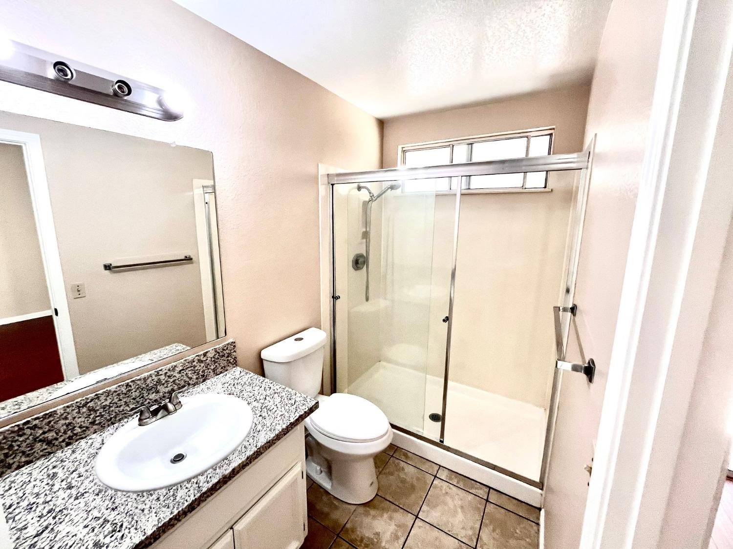 Detail Gallery Image 10 of 24 For 8420 Dartford Dr, Sacramento,  CA 95823 - 3 Beds | 2 Baths