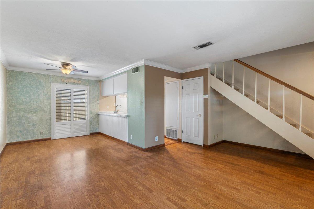 Detail Gallery Image 11 of 27 For 703 Roundtree Ct, Sacramento,  CA 95831 - 2 Beds | 1/1 Baths