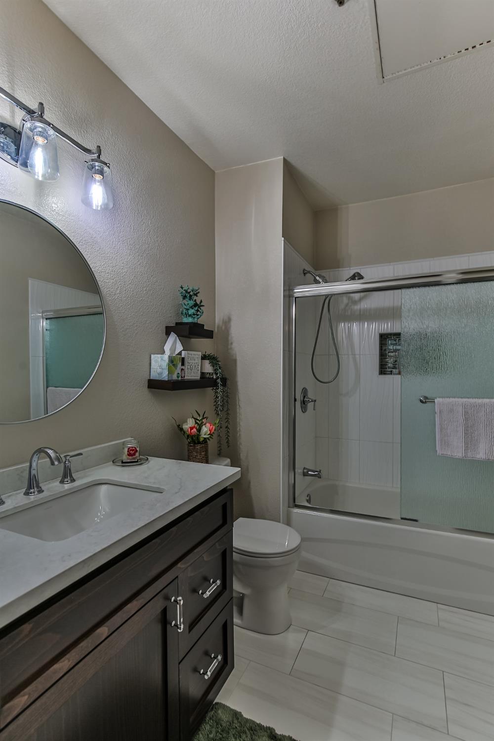 Detail Gallery Image 29 of 73 For 2612 Zephyr Cove #2612,  Rocklin,  CA 95677 - 3 Beds | 2 Baths