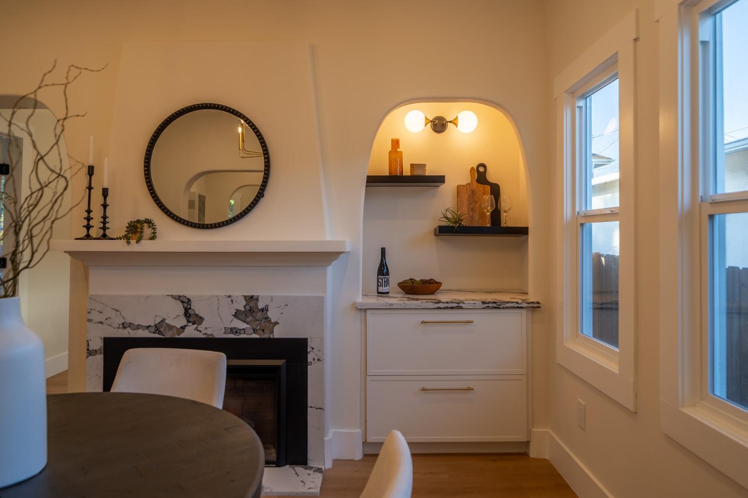 Detail Gallery Image 21 of 51 For 1211 Russell St, Berkeley,  CA 94702 - 2 Beds | 2 Baths